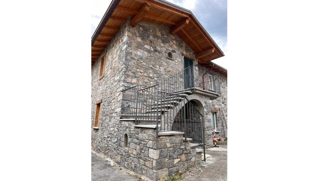 Appartamento Casa Elena Consiglio di Rumo Esterno foto